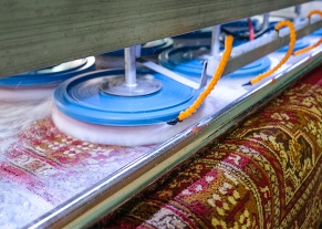 Как научить технологов правильно стирать ковры?
